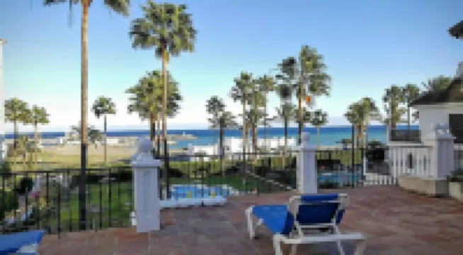 Apartment on the Beach, Puerto de La Duquesa