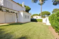 Charming Villa, Private Pool, Walking Distance to Centre, Free AC & Wifi