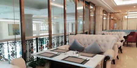 Vienna International Hotel (Nanning Huanan City) Отели рядом с достопримечательностью «Guangxi Technological College of Machinery and Electricity»