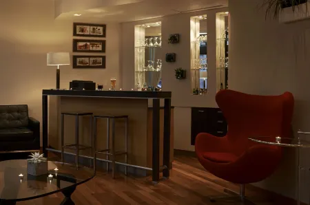 Verlain Отели рядом с достопримечательностью «Atelier des Lumieres»