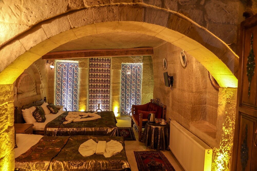 Goreme Palace Cave Suites