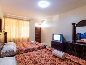 Trendy Deluxe Twin Rooms in Masaka - 1