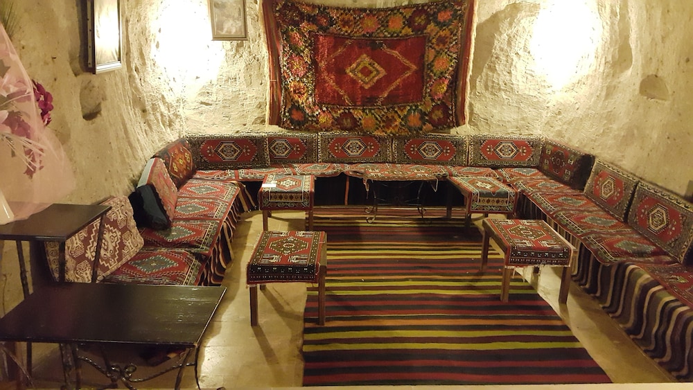 Cappadocia Antique Gelveri Cave Hotel