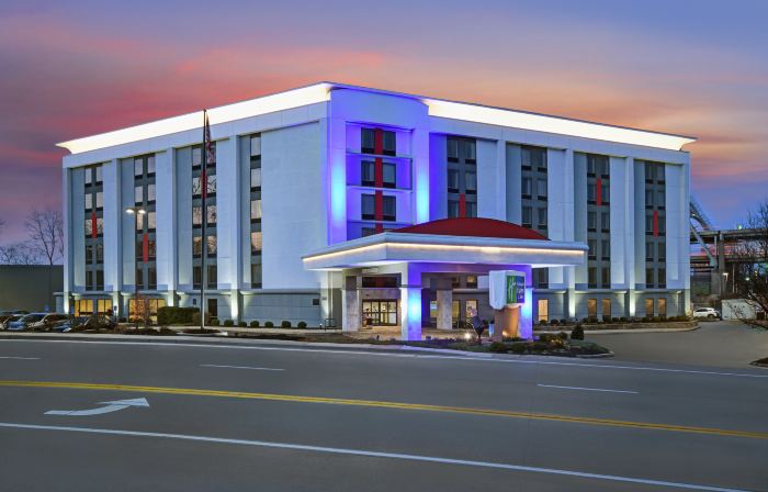 Holiday Inn Express & Suites CINCINNATI RIVERFRONT by IHG