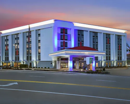 Holiday Inn Express & Suites CINCINNATI RIVERFRONT by IHG Hotels in Covington