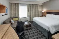 TownePlace Suites Orlando at SeaWorld® Hotels near ALDI