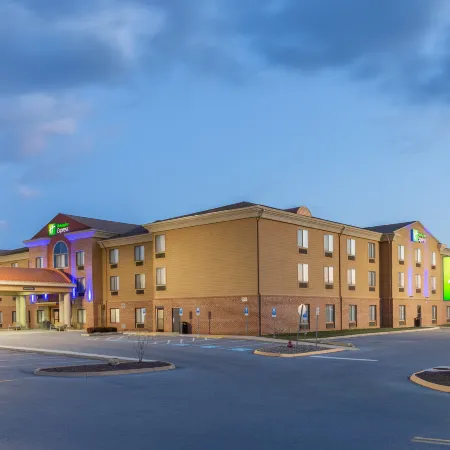 Holiday Inn Express CHARLES TOWN by IHG