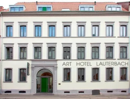 Art Hotel Lauterbach Отели в г. Кайзерслаутерн
