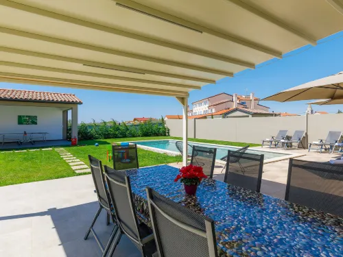 Villa Edi