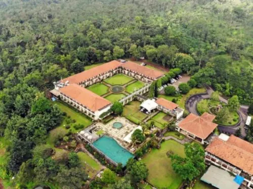 D'Emmerick Salib Putih Hotel Salatiga Hotels in Ngablak
