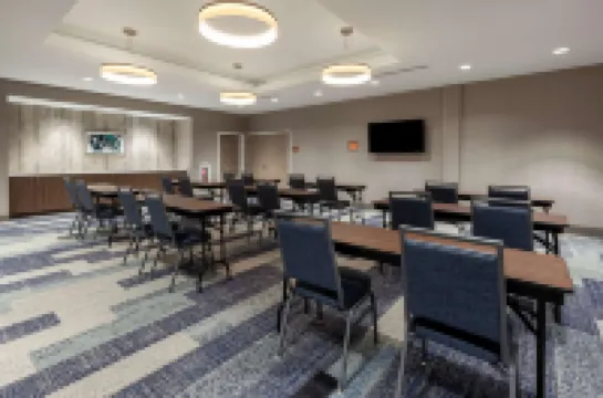 La Quinta Inn & Suites by Wyndham Middletown-Goshen