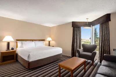 Royal Hotel West Edmonton, Trademark Collection by Wyndham Hotels near Meadowlark mall