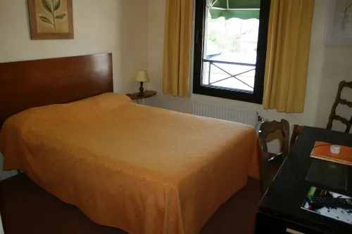 Auberge la Fontaine Hotels in Aubigny-sur-Nère