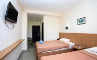 Guest House Remaja Syariah Hotel di Loa Bakung
