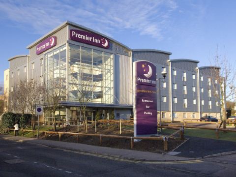 Premier Inn Watford Central