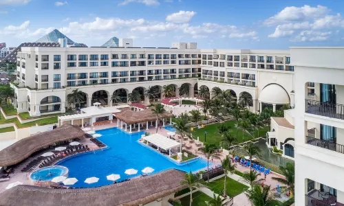 Marriott Cancun, An All-Inclusive Resort