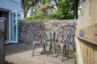 Caldey Island View - Sea Views and Log Burner