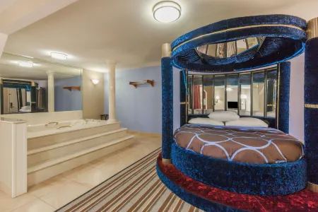 Super 8 by Wyndham Mt. Pleasant TX Отели в г. Маунт-Плезант