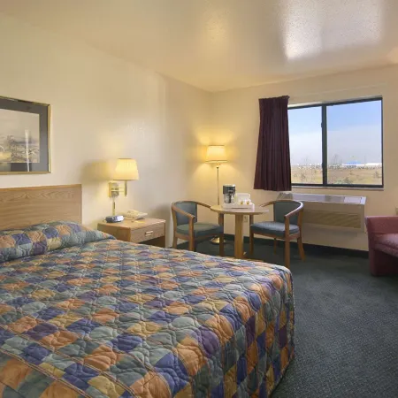 Travelodge by Wyndham Hudsonville