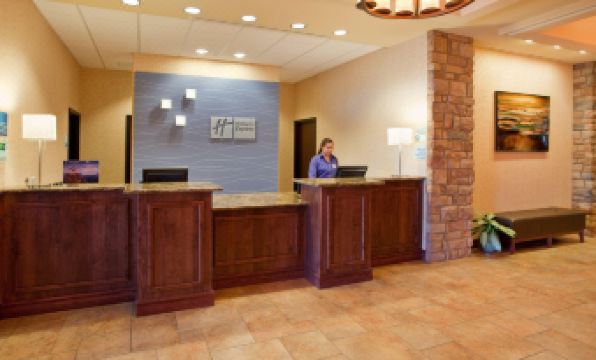 Holiday Inn Express & Suites GALLUP EAST by IHG