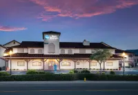 Best Western Corona Hotel  Suites Hôtels à : Corona