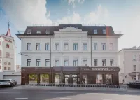 Hotel Maxim Gorky