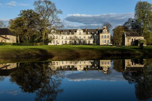 Château des Briottières Hôtels à : Château-Gontier-sur-Mayenne
