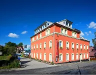 Pytloun Wellness Travel Hotel Hotels near Globus Hypermarket a Restaurace