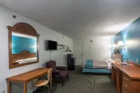 Motel 6 Azle, TX