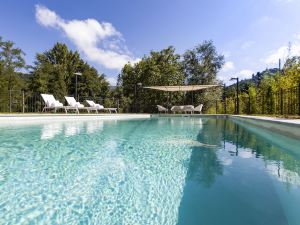 Castello di Pontebosio Luxury Resort