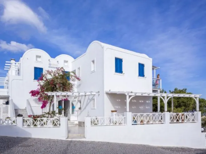 Loizos Stylish Residences