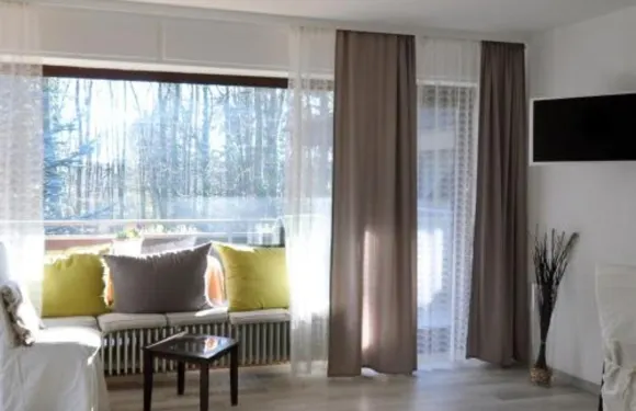 瓦爾德布勒費爾德旅館