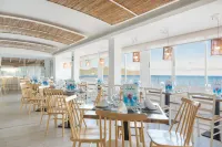 Hotel Atolon & Kaafu Beach Club Hotels in Cala Bona