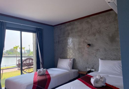 4. 인피니티 시 선..