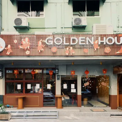 Golden House BTS Chidlom  Bangkok BTS チットロム駅周辺のホテル