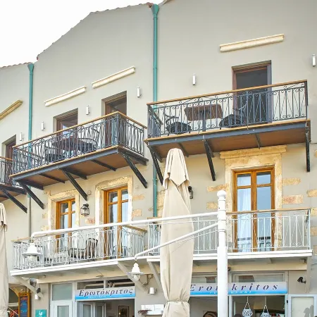 Vista Del Porto Luxury Suites