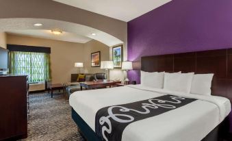 La Quinta Inn & Suites by Wyndham Port Orange / Daytona - Housity