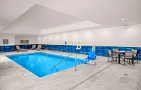 La Quinta Inn & Suites by Wyndham Texas City I-45 Hotels in Dickinson
