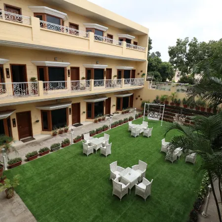 Hotel Mohan Continental