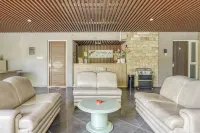 Sunshine Family Homestay Near Terminal 1 Juanda Airport Hotels in Waru