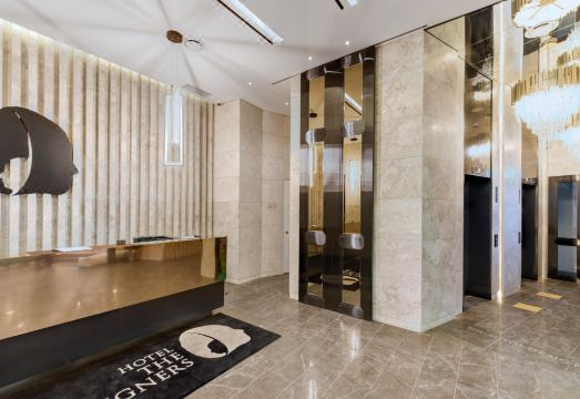 Baiton HotelOver view