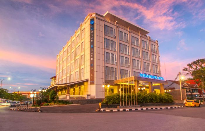 Ocean Beach Hotel Padang