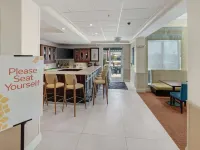 Hilton Garden Inn Oklahoma City North Quail Springs - bar