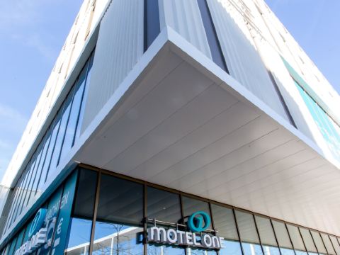 Motel One Munich - Messe
