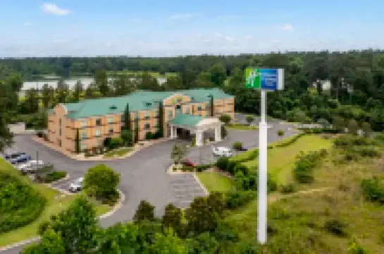 Holiday Inn Express & Suites MACON - I-475 by IHG