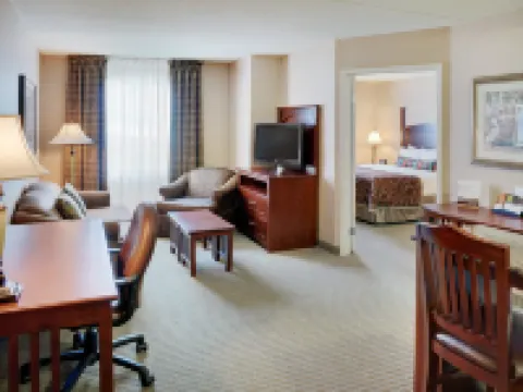 Staybridge Suites OAKVILLE-BURLINGTON by IHG Hotels in Oakville