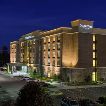 DoubleTree by Hilton Hotel Raleigh - Cary