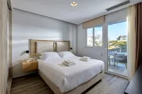 Seascape Luxury Residences Hôtels à : Agia Pelagia