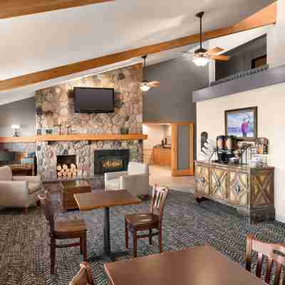 AmericInn by Wyndham Bemidji Dining/Meeting Rooms