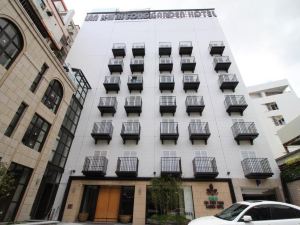 Lan Kwai Fong Garden Hotel